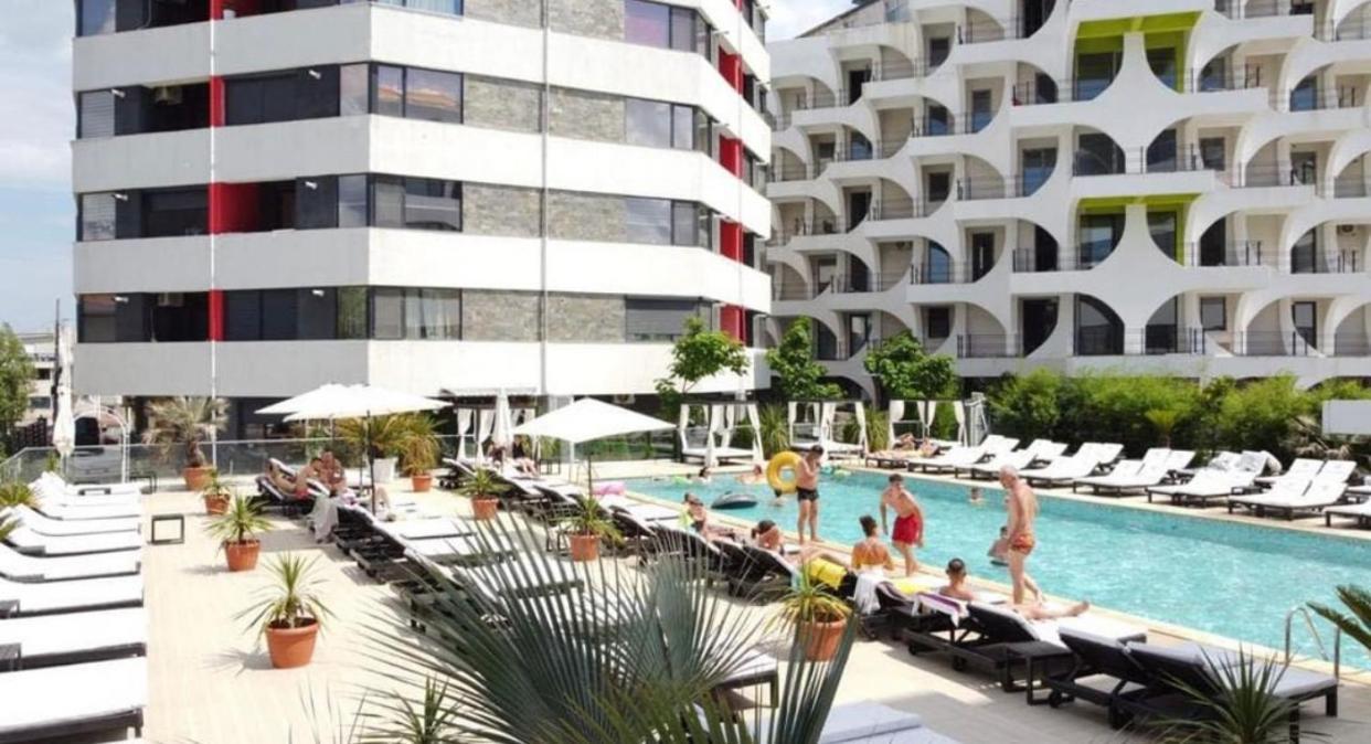 Grazzia Deluxe Apartments Năvodari Exterior foto