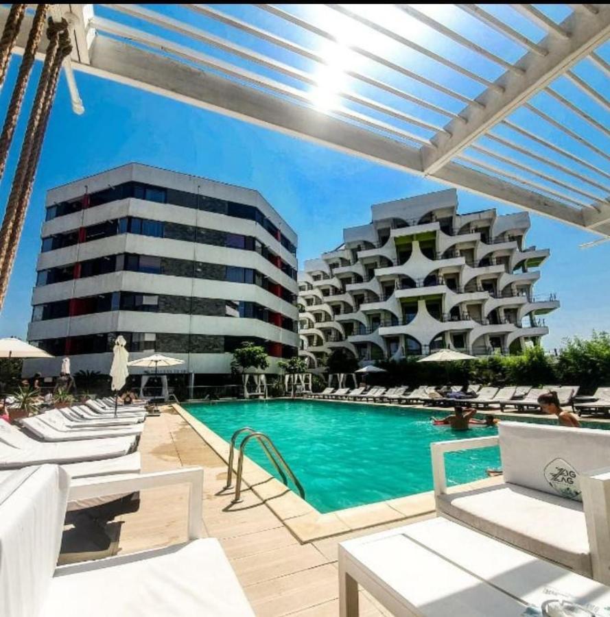 Grazzia Deluxe Apartments Năvodari Exterior foto